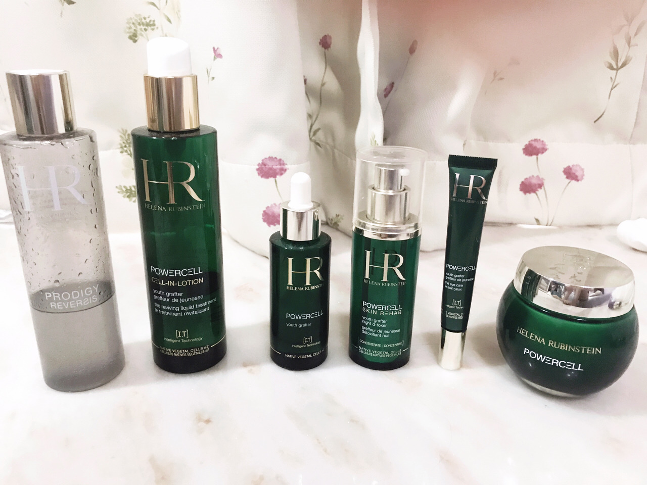 雅诗兰黛鲜活亮采精华水测评,大牌精华测评雅诗兰黛