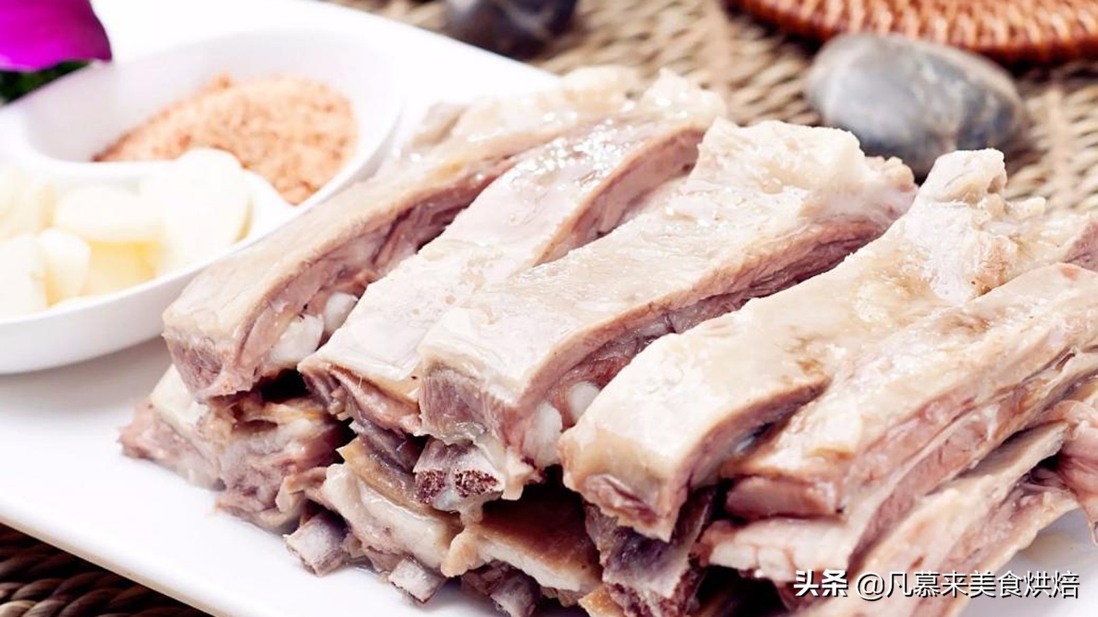 地方特色美食螺蛳粉,特色小吃各个种类的螺蛳