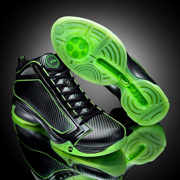 nba5大球鞋 (nba禁止穿的弹簧鞋多少钱)