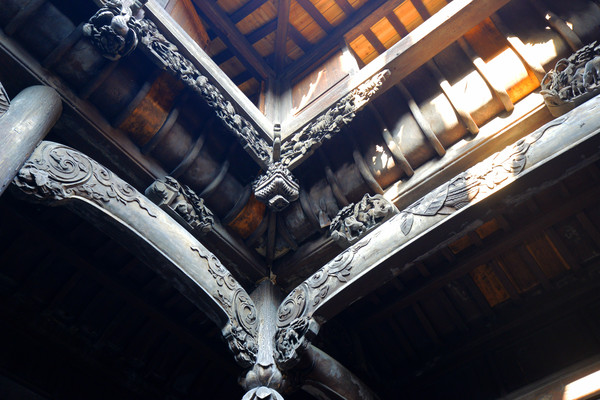 千年古村的老街,霞山古村落在哪里