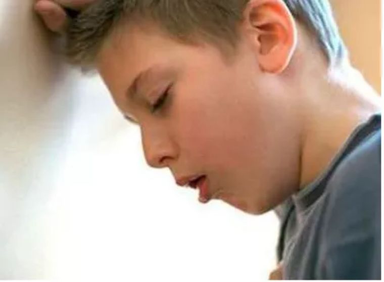 孩子咳嗽家长乱喂药,孩子咳嗽老不好的原因及解决方法