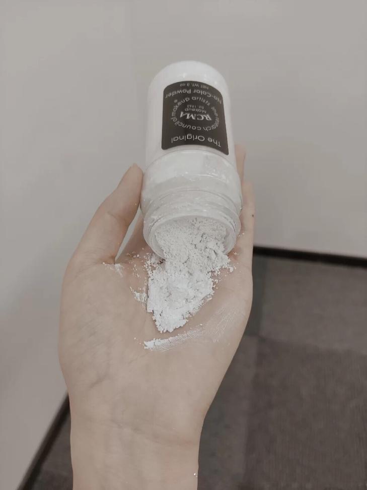 散粉推荐可当底妆,吸油但不毁底妆的散粉