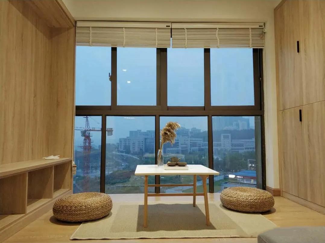 原木风茶室20平方空间装修效果图,100平方小户型原木风带茶室设计