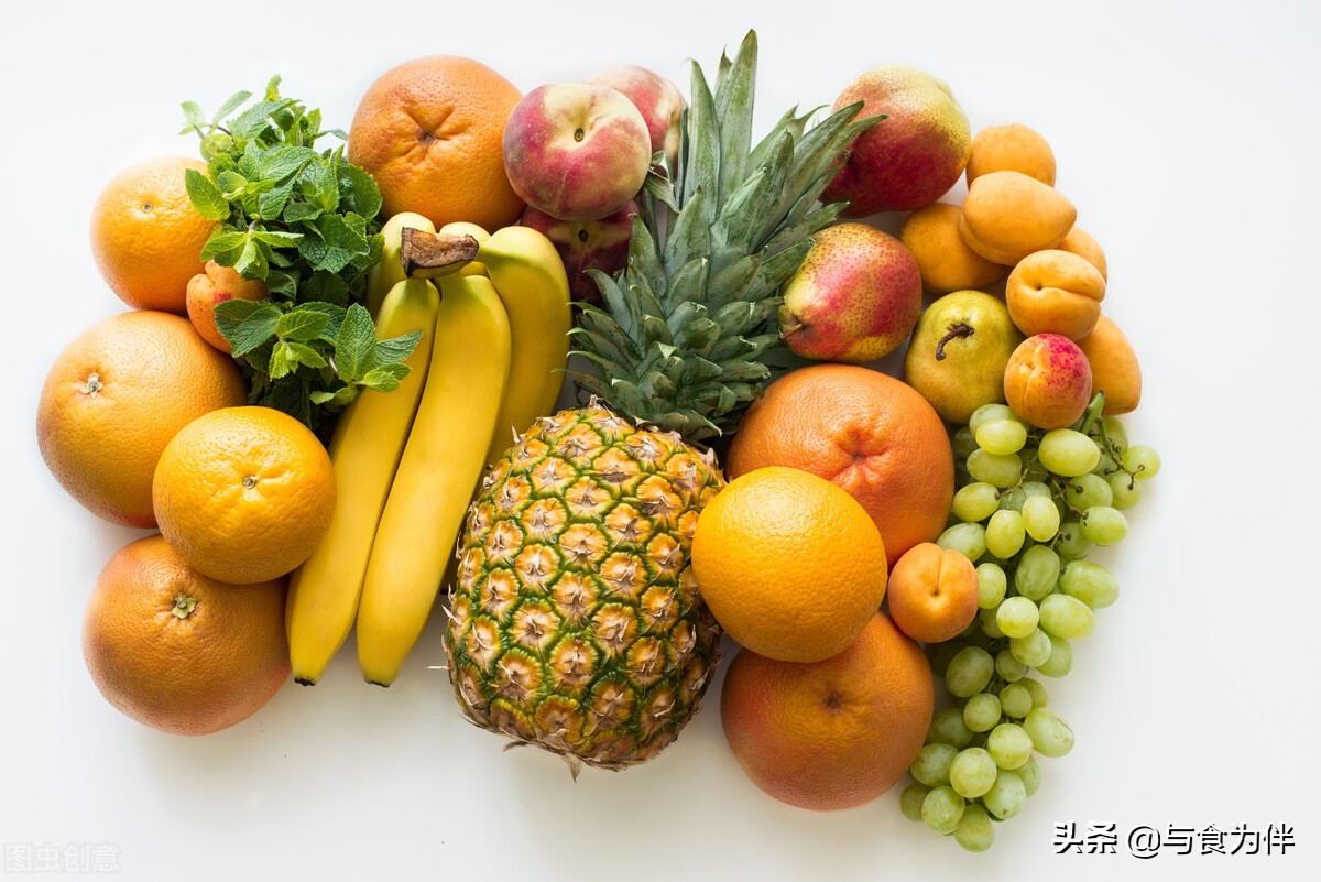 夏天来了摘各种水果,夏天这几种水果千万别乱给孩子吃