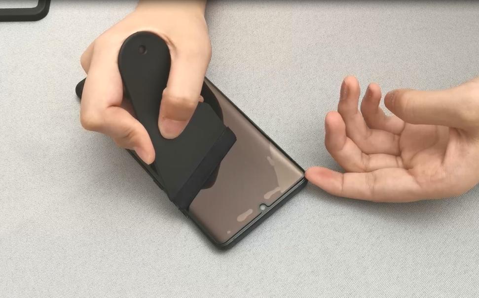 手机钢化膜总有一角贴不实怎么办,手机贴钢化膜边上有白边怎么办