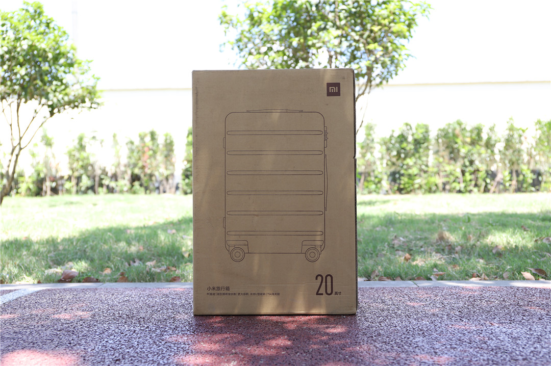 小米轻商务旅行箱20寸,小米旅行箱哪一款最值得买
