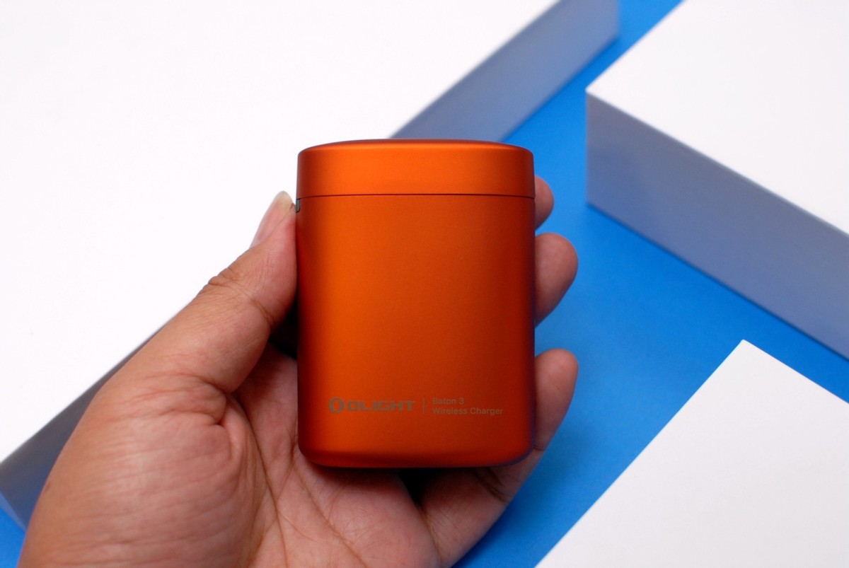 baton手电筒测评,傲雷baton3强光手电体验