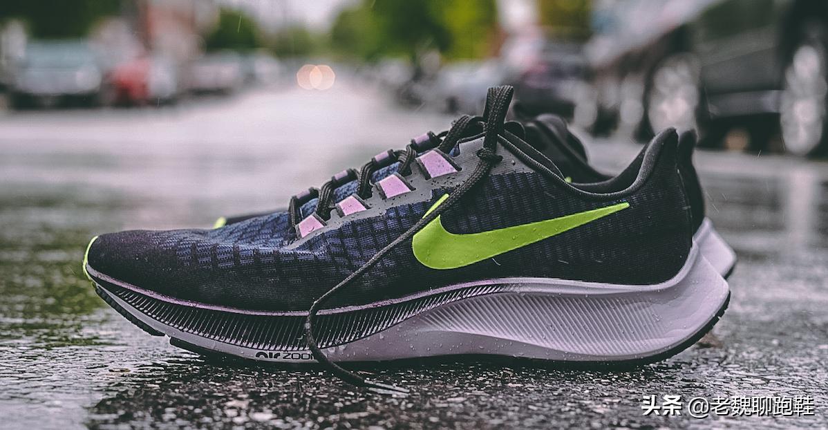 阿迪和耐克的跑鞋哪个好一点,四大跑鞋为什么没有阿迪耐克