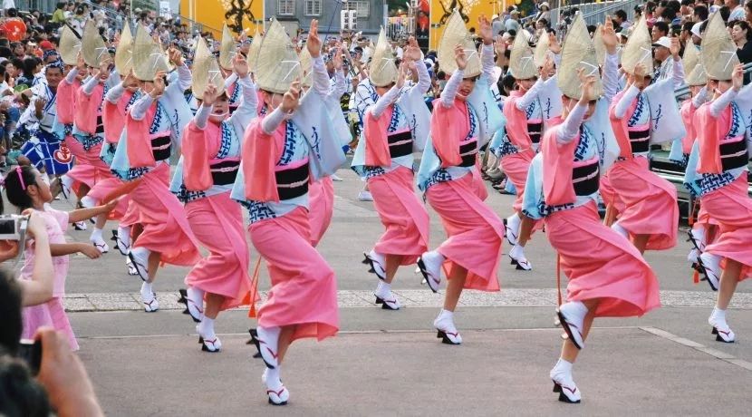 在日本坐火车是什么感觉,在日本坐火车是什么体验