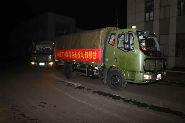 武汉方舱医院为何叫火神山雷神山,184小时抢建上海最大方舱医院