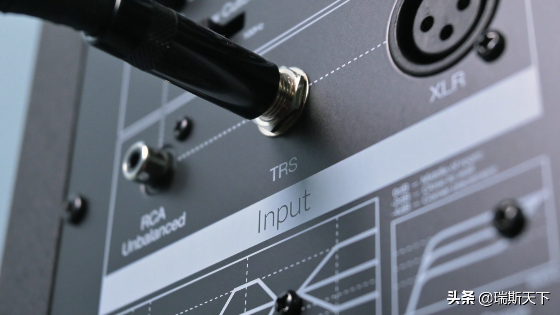 电钢琴提高音质,如何提升电钢琴的音质