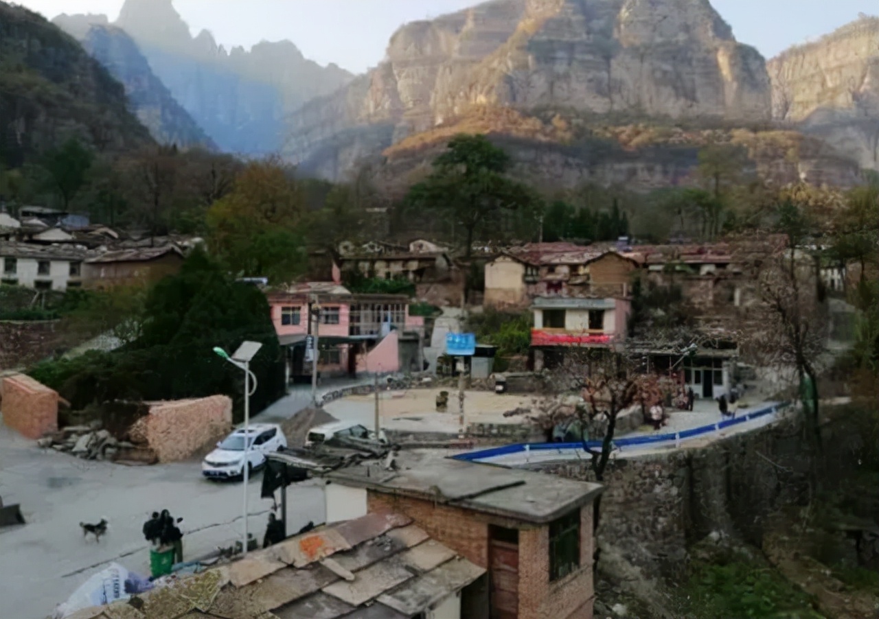 河南新县西河古村落,河南无人居住古村落