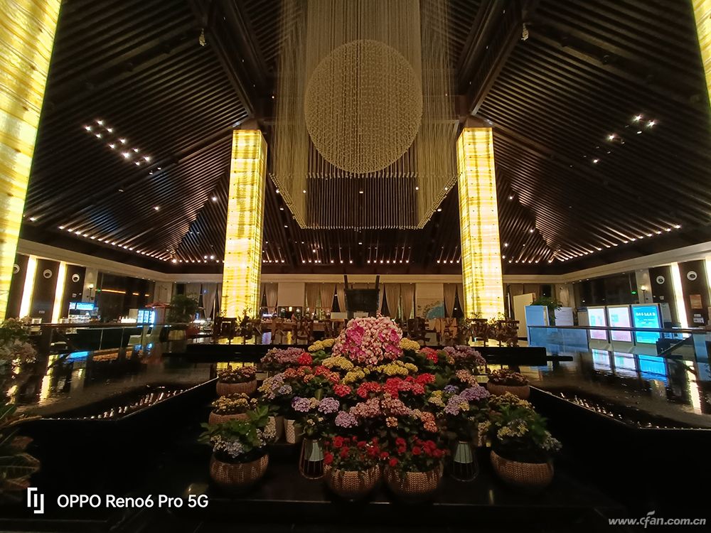 opporeno6pro夏日星河入梦,opporeno6pro夏日晴海渐变色