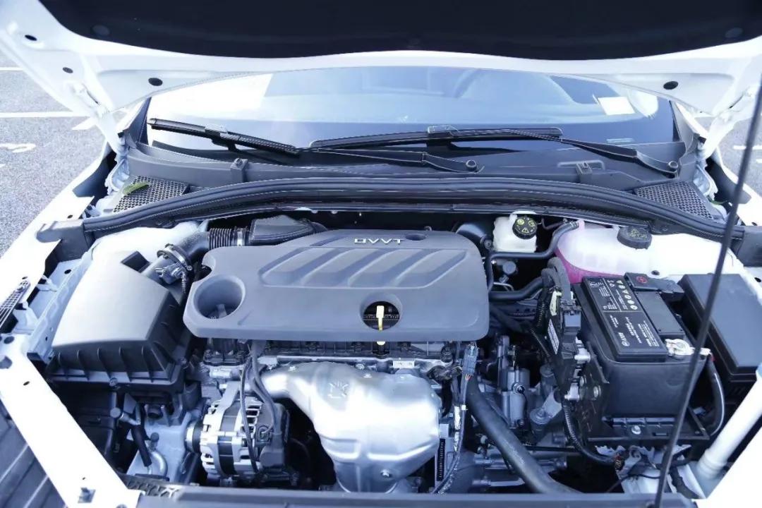 mg5旗舰版试驾,特价mg5手动