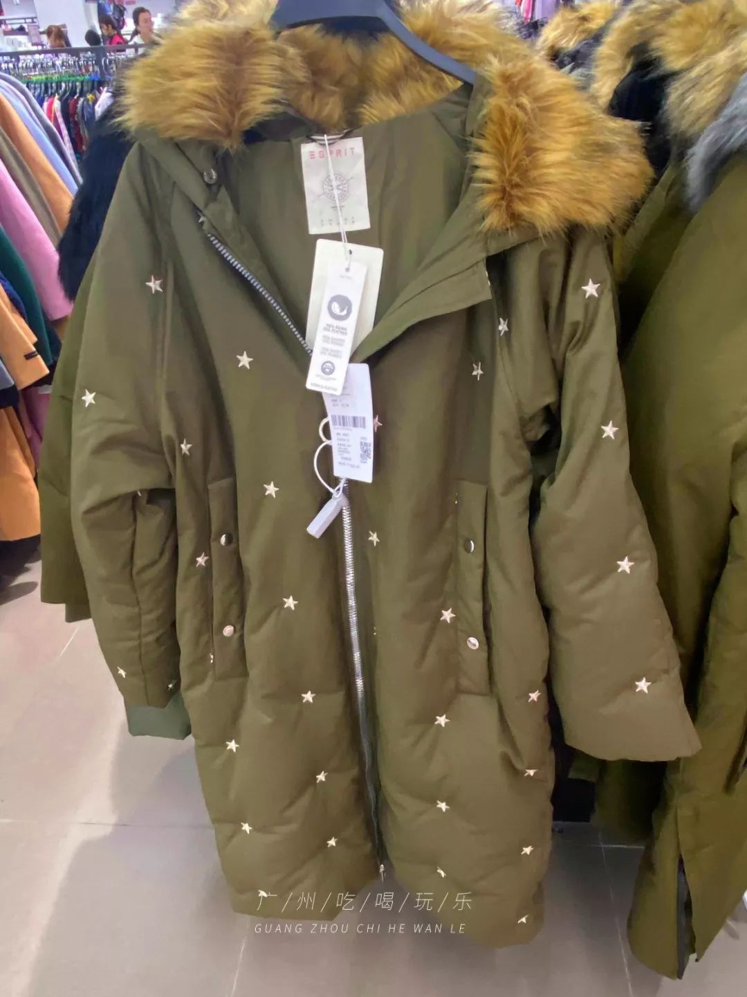 2折买NIKE!唯品会线下店打折!PUMA、Levis、大牌通通白菜价!