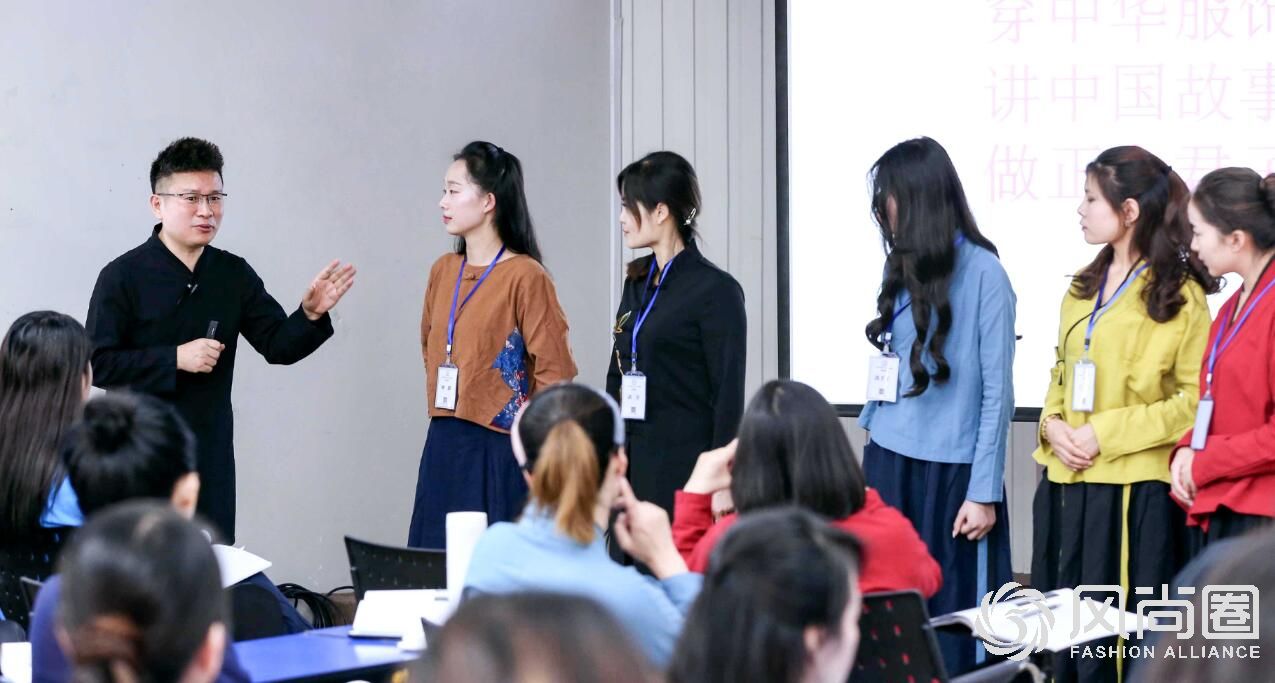 礼仪培训师好找工作吗,礼仪培训师资格证怎么考