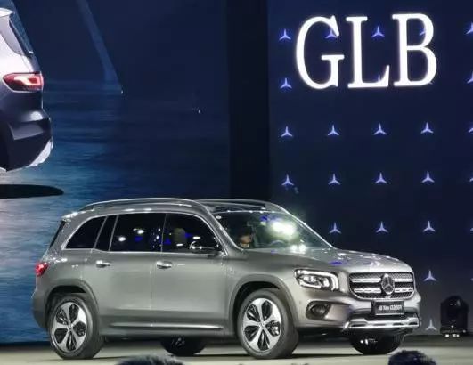 最强的4座奔驰 (四座最好的奔驰)