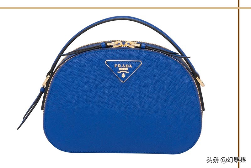 普拉达prada2023新款包包,prada普拉达三合一包包搭配