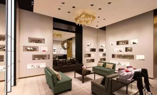 服装店服饰陈列技巧有哪些,生鲜店的陈列美感怎么做