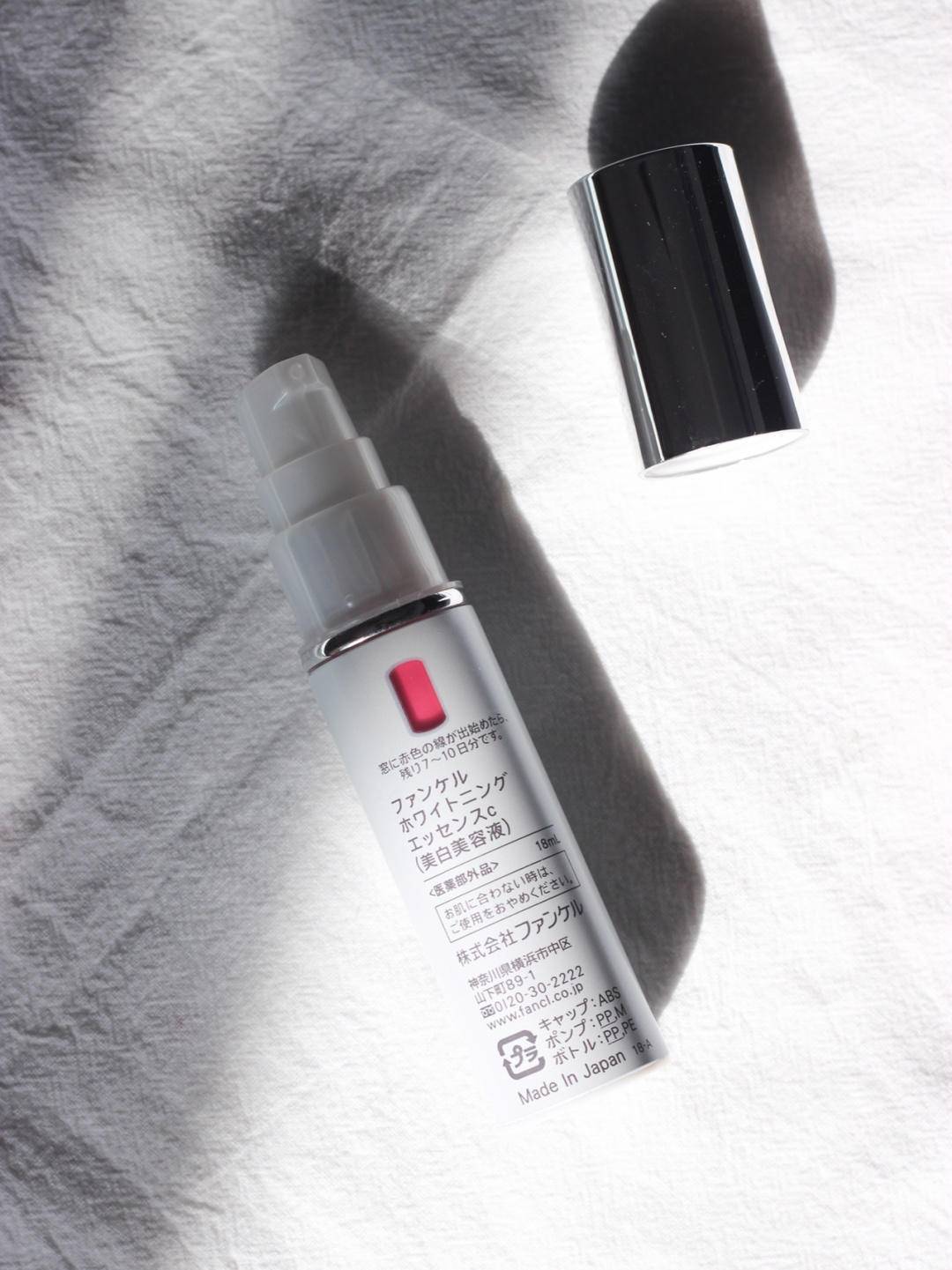 每天美白皮肤还是越来越黑,一直在美白却越来越黑的原因