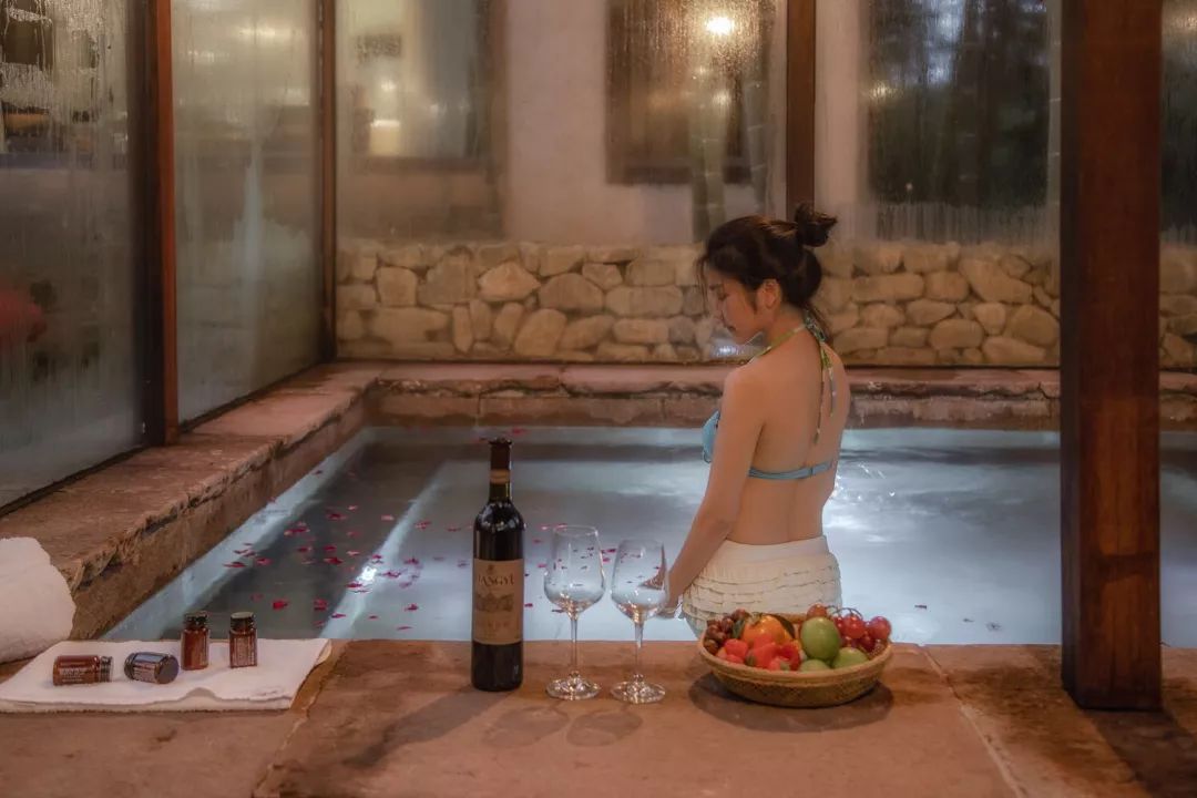 最美的民宿隐藏在森林云海,观光玻璃栈道民宿