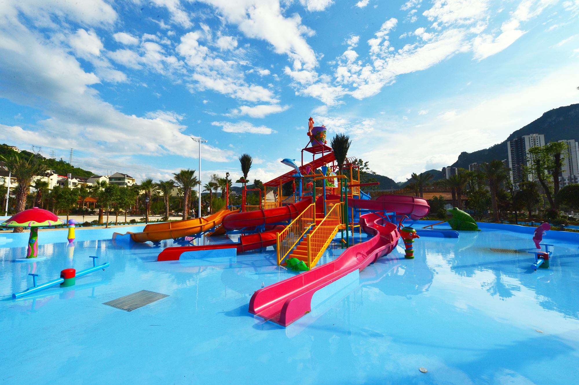 水上乐园滑倒视频,水上乐园滑倒事件