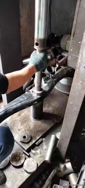 二手途锐烧机油解决要多少钱,二手老途锐烧机油