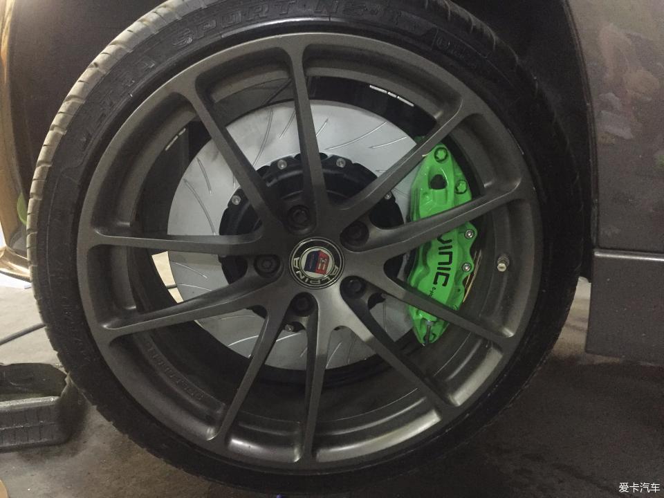 宝马3系换tei刹车,宝马3系的自动刹车功能测试