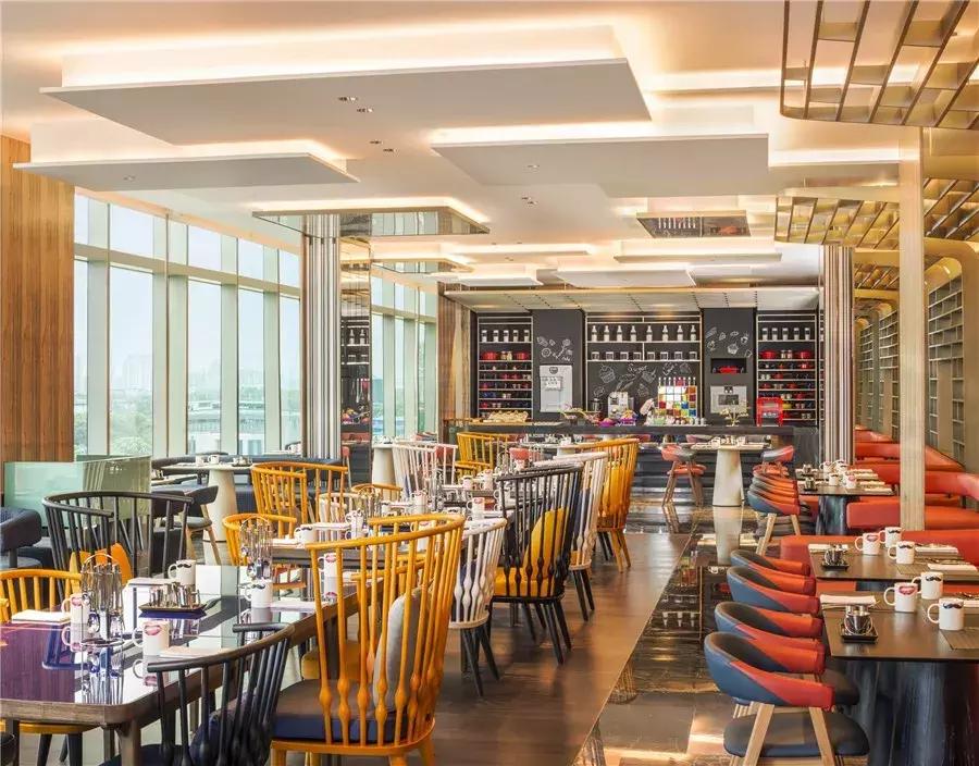 如果酒店也有潮牌，一定非苏州这家莫属！踏进的第一步就会开心