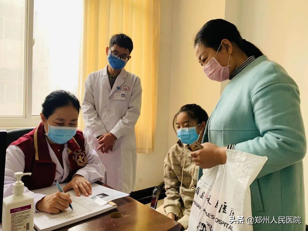 这个周末，医卫版《我和我的家乡》浓情上映