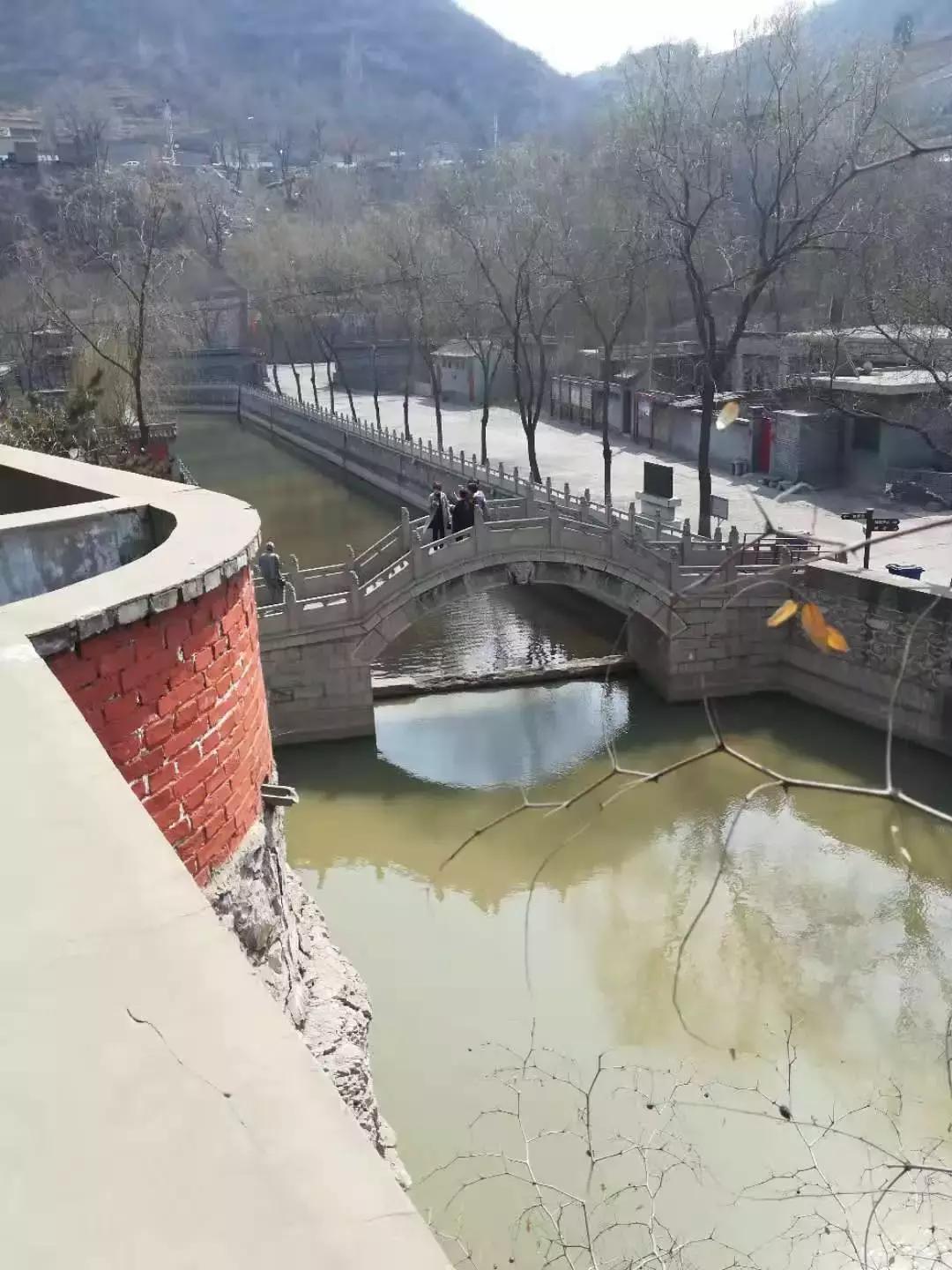 4月1日出游适合去哪里,4月适宜自驾游的路线