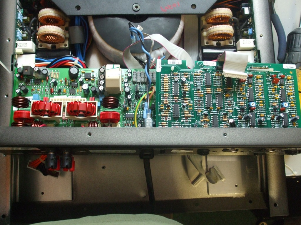 今天分享皇冠crownK2专业功放维修手册