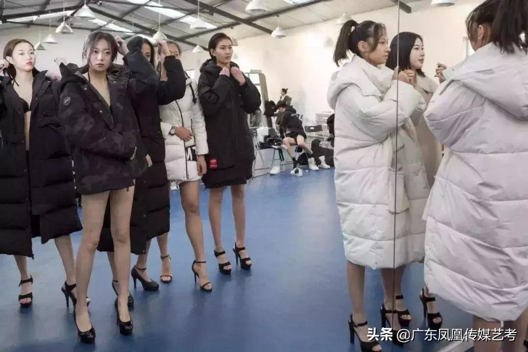 你了解你的专业吗,服装表演专业学费高吗