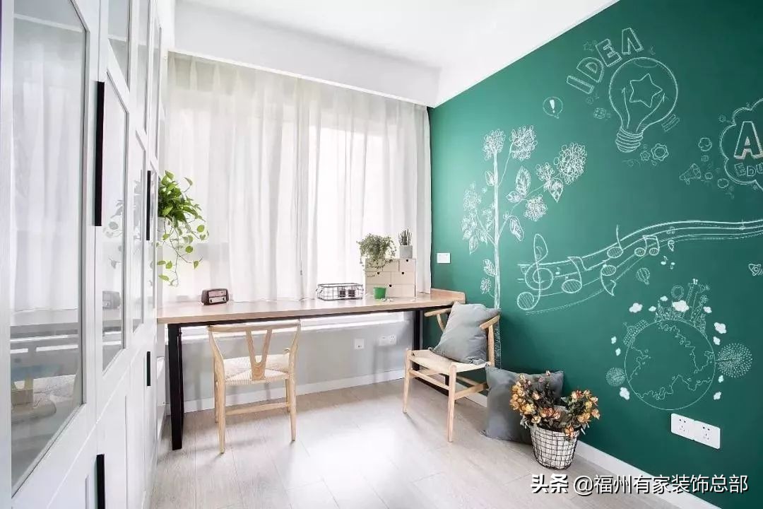 熊孩子在墙上乱画怎样教,解决熊孩子乱画墙的方法