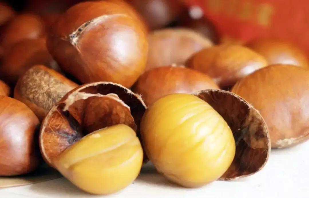 天津特色美食天津煎饼果子 (天津风味小吃三绝)