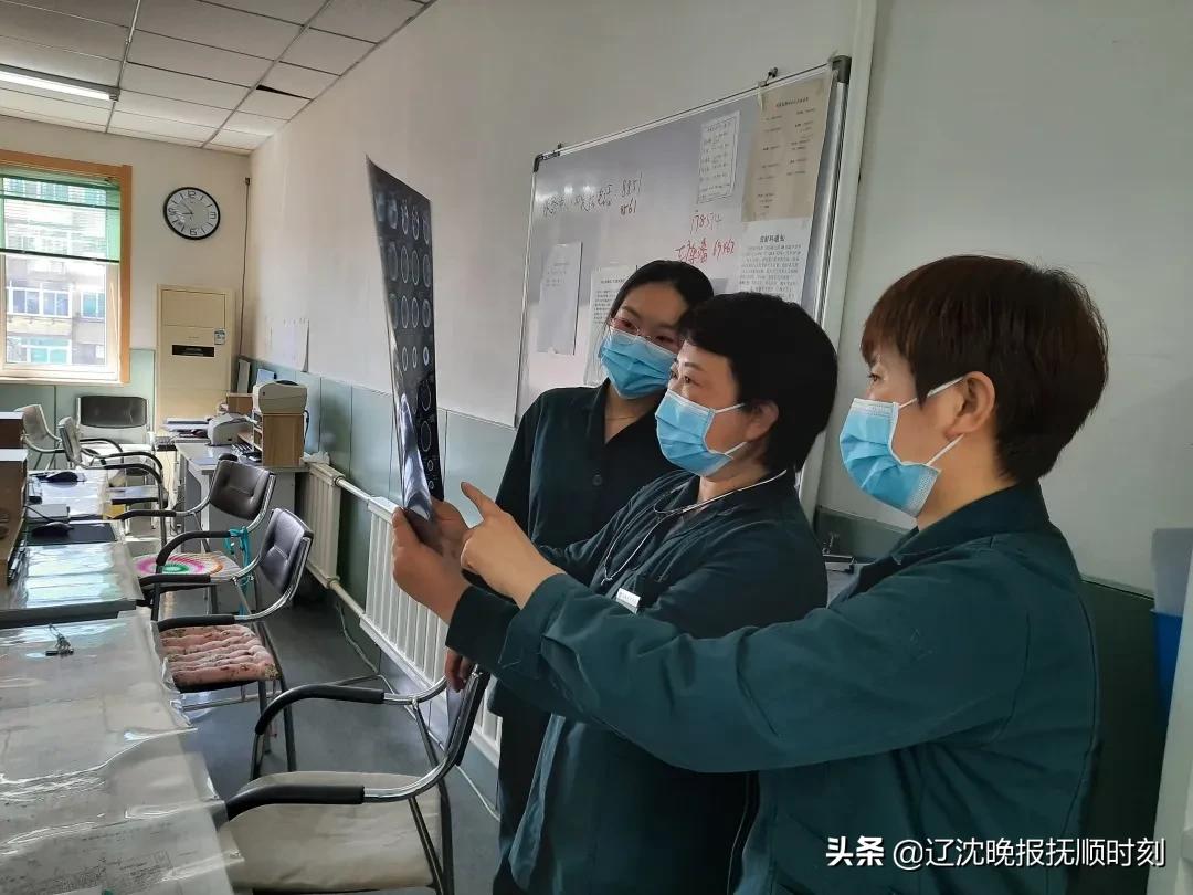 新春走基层守护旅客安全回家路,新春走基层坚守一线为健康护航