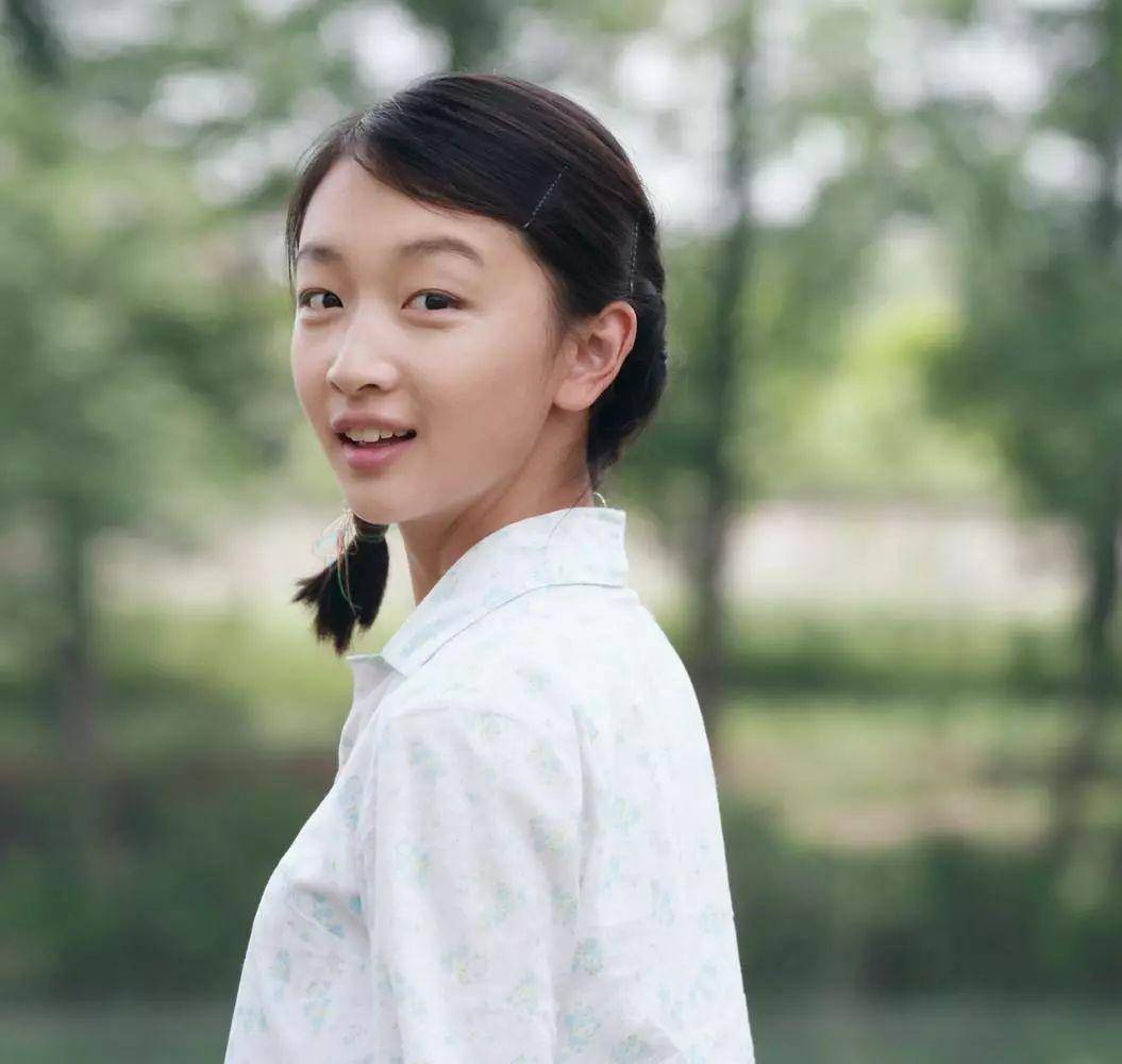 张艺谋人生履历,巩俐章子怡倪妮周冬雨历任谋女郎