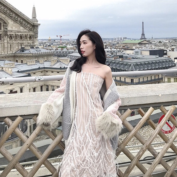 参加年会晚礼服必备,年会穿晚礼服可以做什么活动