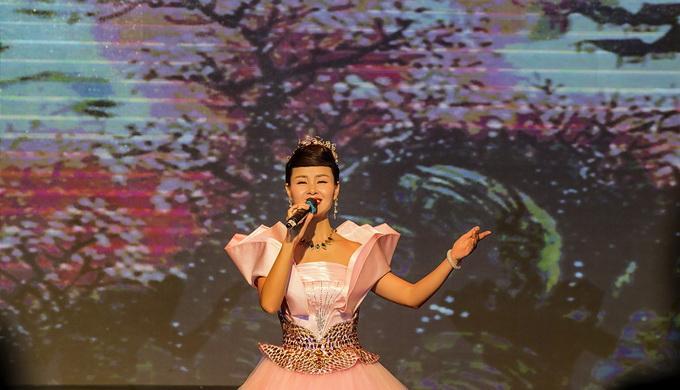 出席中国书画春晚和书画展开幕式,中国书画春晚新春特别节目