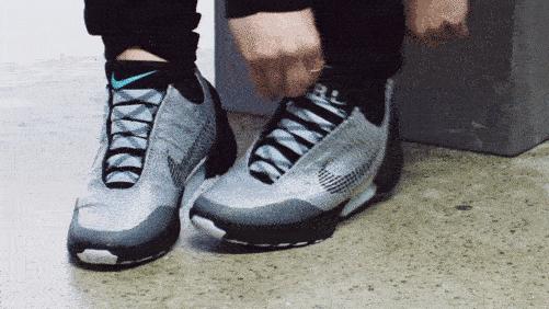 权志龙鞋带系法2.0,权志龙联名nike白鞋鞋带怎么系