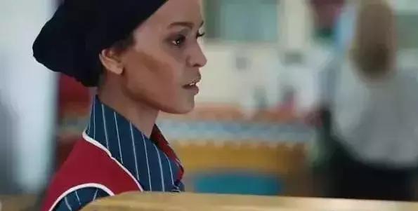 从沙漠牧羊女到世界名模,世界顶级名模牧羊女