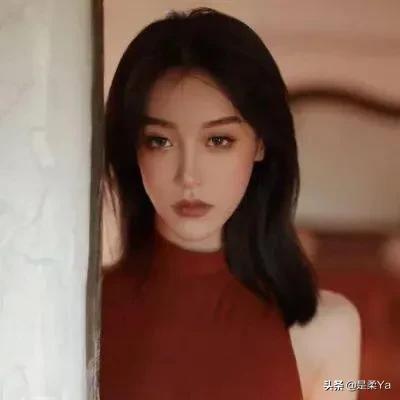 恋爱过程中能不能接受主动找你,爱情中必须主动找你聊天