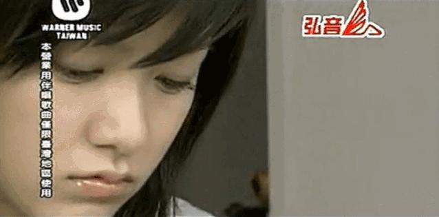 郭采洁和老头买钻戒,郭采洁有没有十克拉戒指