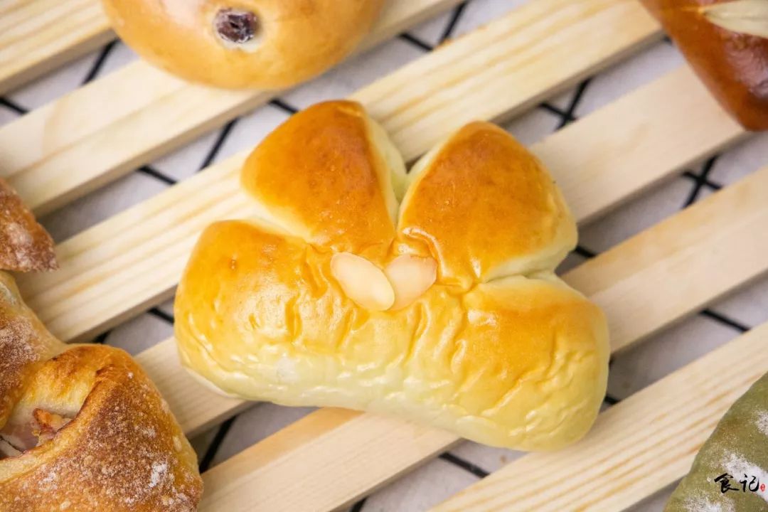 开在大庆西路的迷你面包博物馆，进一次就终身入坑