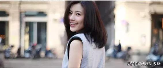 拍照怎么摆姿势更自然,如何拍照姿势不僵硬