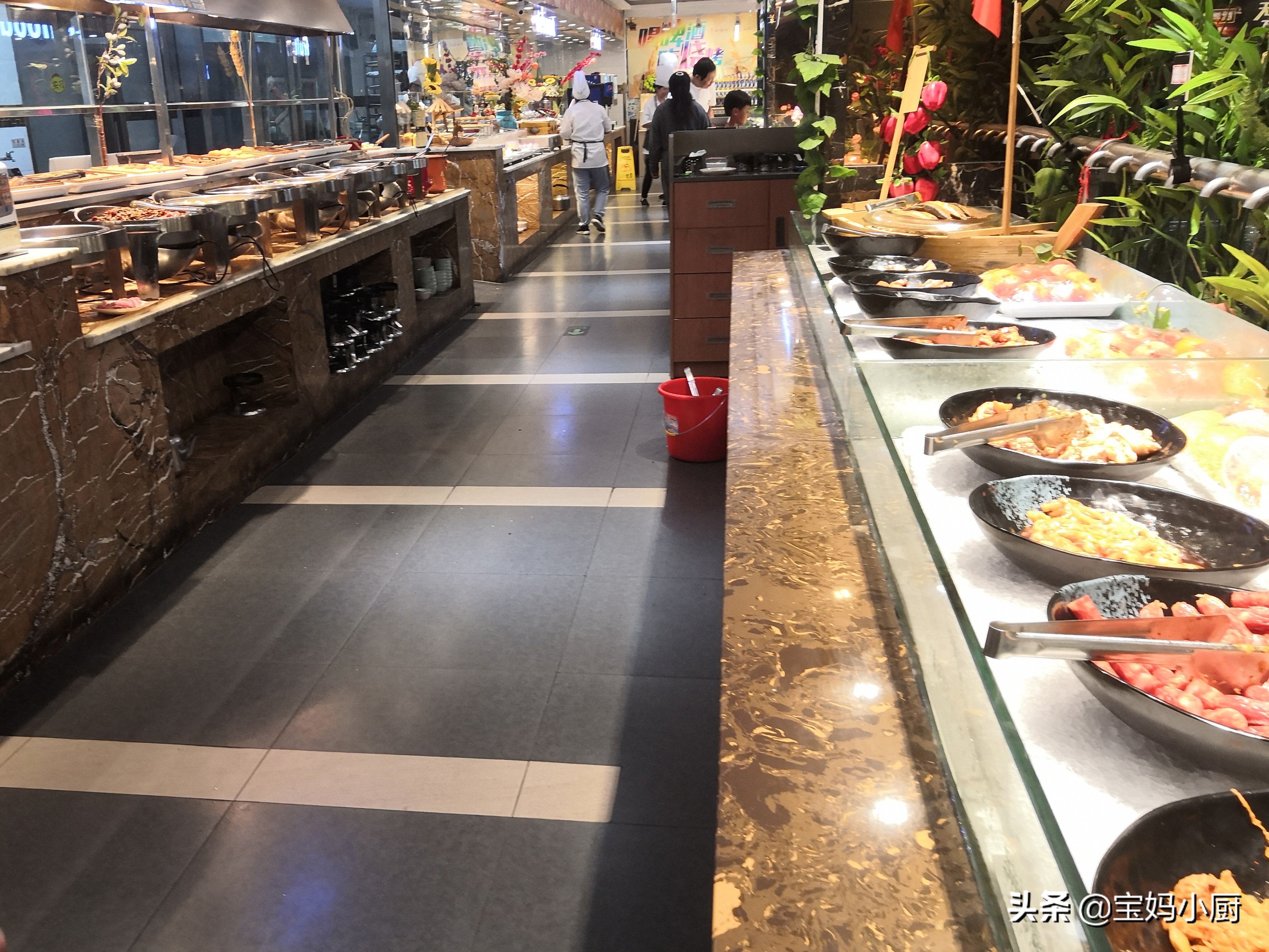 小长假午餐,吃59一位的自助,烤肉管饱,你看值不值