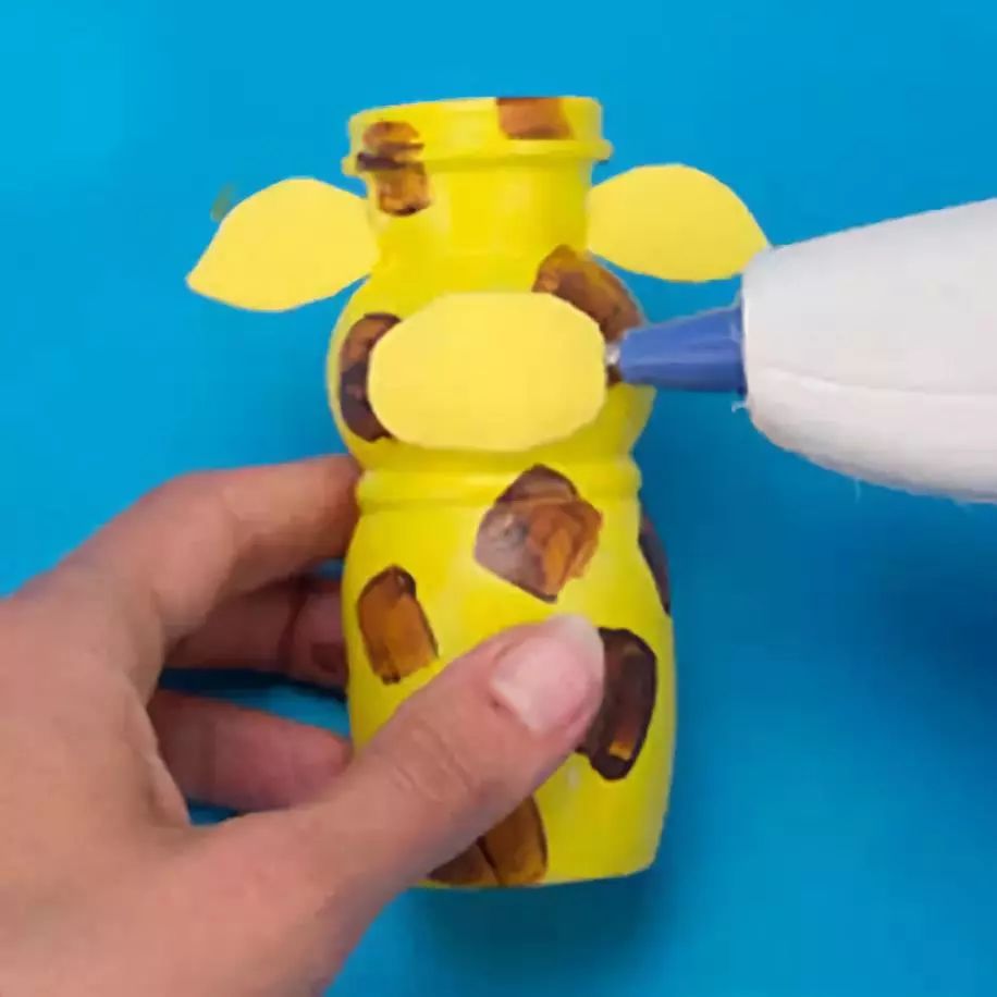 幼儿园元旦手工制作酸奶瓶,玻璃酸奶瓶子创意手工制作