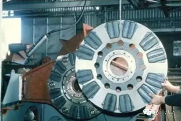 卧式刮刀离心机工作原理视频,立式脱水离心机工作原理视频