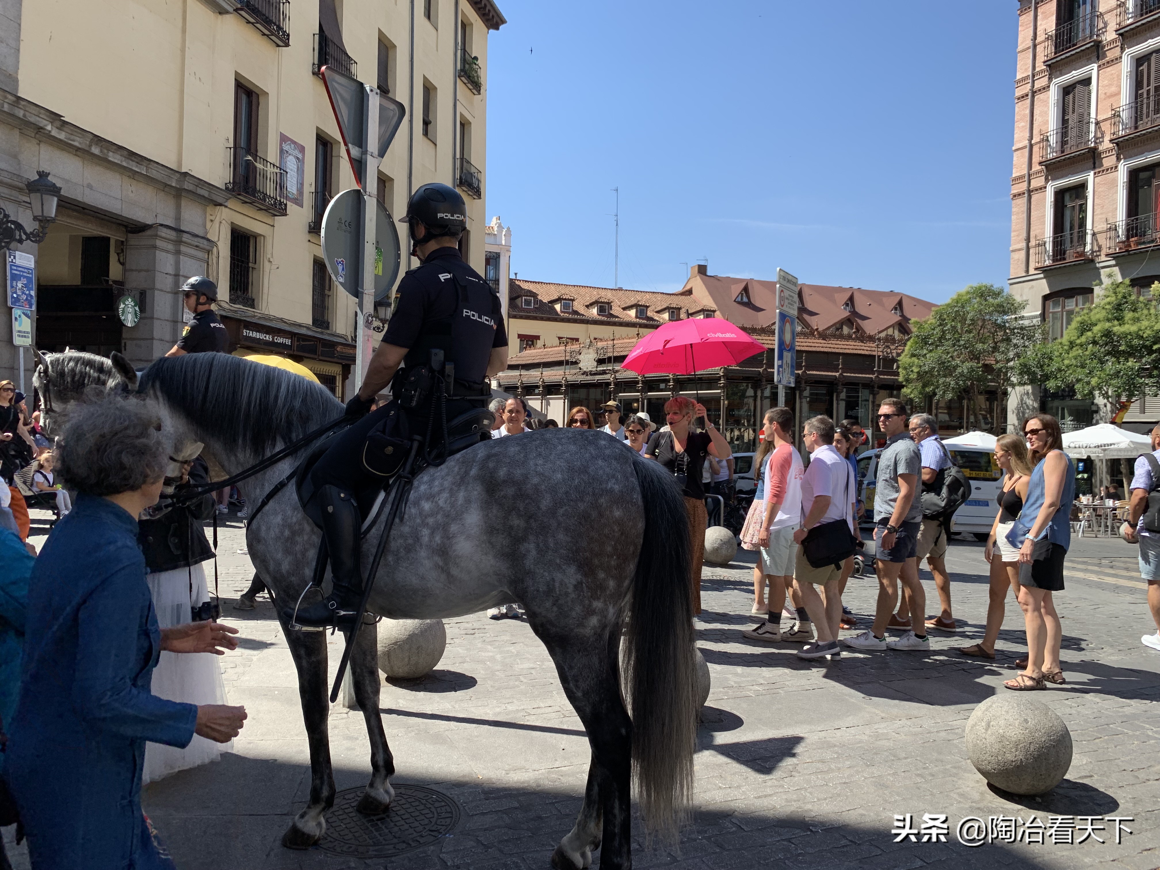 西班牙小偷巨多，为何当地警察也不太管？在欧洲旅行如何防盗