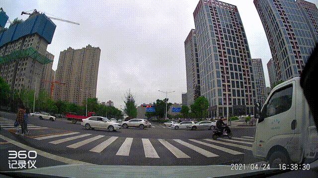 最值得购买的前后双录行车记录仪,什么品牌的全屏行车记录仪最好